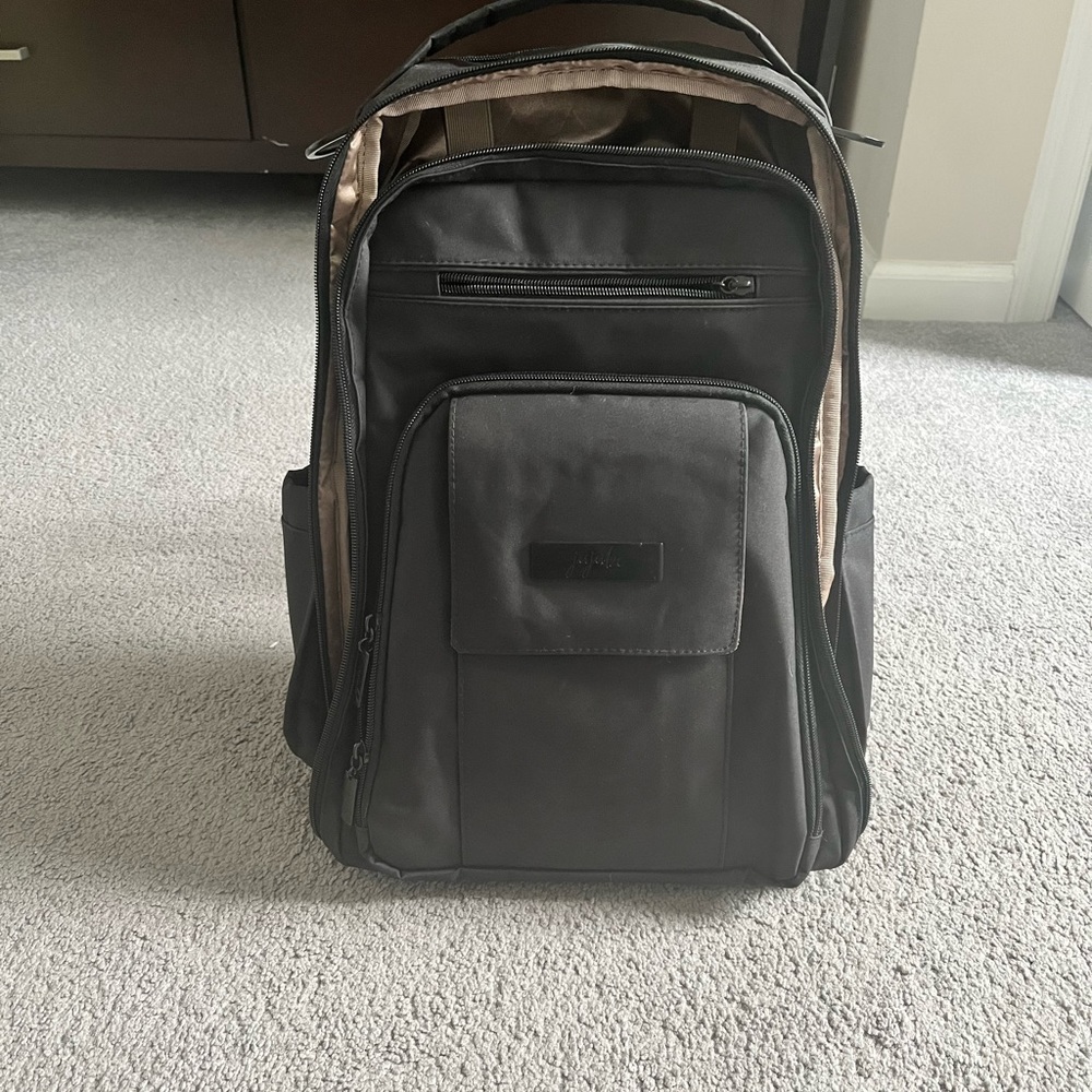 JuJuBe - Be Right Back diaper bag / backpack